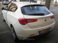 Usata Alfa Romeo Giulietta Distinctive 170 CV (125 kW) 2010 Bianco Utilitaria