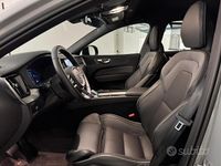 Usata Volvo XC60 Plus 235 CV (172 kW) 2025 Grigio SUV