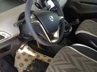 Usata Lancia Ypsilon Gold 80 CV (58 kW) 2018 Bianco Utilitaria