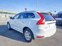 usata Volvo XC60 XC602.4 d4 Momentum awd 190cv geartronic