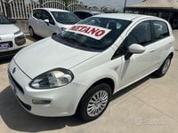 Usata Fiat Punto Easy 80 CV (58 kW) 2013 Bianco Utilitaria