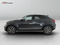 Usata VW T-Roc Business 110 CV (80 kW) 2021 Grigio SUV