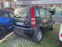 Usata Fiat Panda 4x4 Climbing 75 CV (55 kW) 2012 Nero Utilitaria