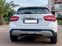Usata Mercedes GLA180 Sport 109 CV (80 kW) 2018 Bianco SUV