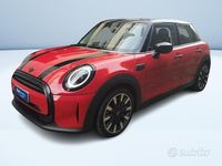 Usata Mini Cooper 135 CV (99 kW) 2024 Rosso Utilitaria