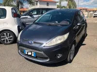 Usata Ford Fiesta Titanium 68 CV (50 kW) 2009 Grigio Berlina