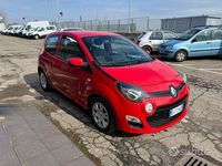 Gebraucht Renault Twingo 75 PS (55 kW) 2012 Rot Kleinwagen