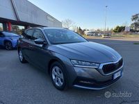 Usata Skoda Octavia Executive 116 CV (85 kW) 2023 Grigio Station wagon