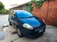 Usata Fiat Grande Punto Active 77 CV (56 kW) 2010 Nero Utilitaria