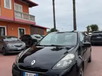 Begagnad Renault Clio IV Dynamique 75 HK (55 kW) 2012 Svart Sedan