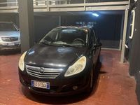 Usata Opel Corsa Cosmo 90 CV (66 kW) 2009 Nero Berlina