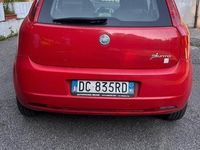 Usata Fiat Grande Punto Active 65 CV (47 kW) 2006 Rosso Utilitaria