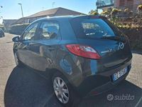 Usata Mazda 2 68 CV (50 kW) 2009 Grigio Utilitaria