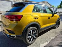 Usata VW T-Roc Style 116 CV (85 kW) 2019 Oro SUV
