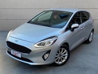 Usata Ford Fiesta 85 CV (62 kW) 2019 Argento Utilitaria