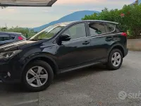 Usata Toyota RAV4 124 CV (91 kW) 2013 Nero SUV