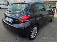 Usata Peugeot 208 Access 85 CV (62 kW) 2016 Blu Utilitaria