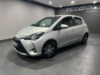 Usata Toyota Yaris Active 69 CV (50 kW) 2019 Grigio Berlina