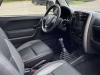 Usata Suzuki Jimny 86 CV (63 kW) 2014 Verde SUV