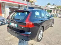 Usata Volvo XC60 Momentum 197 CV (144 kW) 2020 Nero SUV