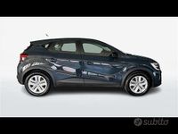 Usata Renault Captur Evolution 145 CV (106 kW) 2023 Blu scuro SUV