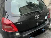 Begagnad Toyota Yaris 75 HK (55 kW) 2006 Svart Halvkombi