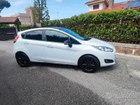Usata Ford Fiesta 100 CV (73 kW) 2015 Bianco Utilitaria