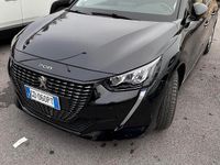 Usata Peugeot 208 68 CV (50 kW) 2021 Nero Utilitaria