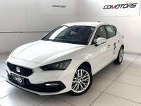 Begagnad Seat Leon Business 116 HK (85 kW) 2025 Vit Halvkombi