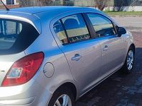 Usata Opel Corsa 75 CV (55 kW) 2012 Argento Utilitaria