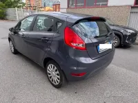 Usata Ford Fiesta 82 CV (60 kW) 2011 Grigio Berlina