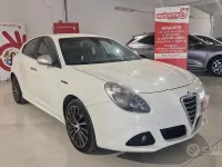 Usata Alfa Romeo Giulietta Exclusive 140 CV (102 kW) 2011 Bianco Utilitaria