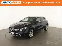 Usata Mercedes GLA200 136 CV (100 kW) 2018 Bluazzurro SUV