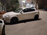 Usata Alfa Romeo Giulietta 105 CV (77 kW) 2011 Bianco Utilitaria