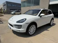Usata Porsche Cayenne 245 CV (180 kW) 2012 Bianco SUV