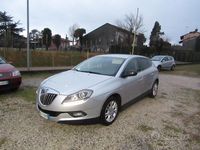 Usata Lancia Delta 120 CV (88 kW) 2011 Grigio Utilitaria