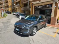 Usata Ford Kuga 120 CV (88 kW) 2022 Grigio SUV