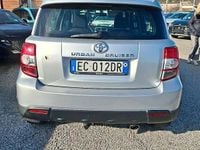 Usata Toyota Urban Cruiser 90 CV (66 kW) 2010 Grigio Utilitaria