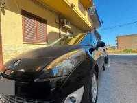 Usata Renault Scénic III 110 CV (80 kW) 2011 Nero Monovolume