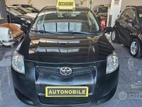 Usata Toyota Auris Sol 97 CV (71 kW) 2007 Nero Utilitaria