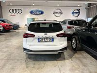 Usata Ford Focus Active 125 CV (91 kW) 2023 Frozen white Station wagon