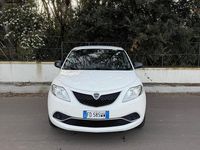 Usata Lancia Ypsilon Gold 69 CV (50 kW) 2016 Bianco Utilitaria