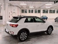 Usata VW T-Roc Style 116 CV (85 kW) 2024 Pure white pastello/tetto nero SUV
