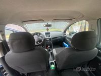 Usata Peugeot 207 88 CV (64 kW) 2006 Grigio