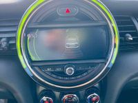 Usata Mini Cooper D Business 116 CV (85 kW) 2016 Verde Utilitaria