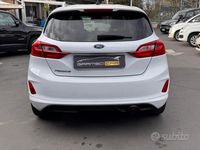 Usata Ford Fiesta ST-Line 85 CV (62 kW) 2018 Bianco Berlina