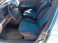 Usata Renault Clio II 75 CV (55 kW) 2004 Grigio Utilitaria