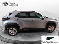 Usata Toyota Yaris Cross Active 116 CV (85 kW) 2022 Argento SUV