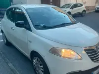 Usata Lancia Ypsilon 69 CV (50 kW) 2012 Bianco Utilitaria