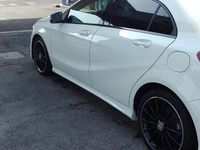 usata Mercedes A180 premium amg